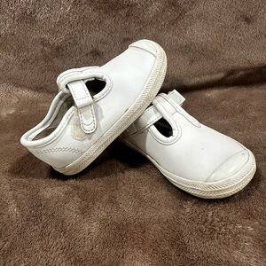 Keds baby size 4 white